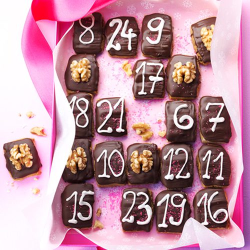 Calendario de adviento con chocolate y nueces