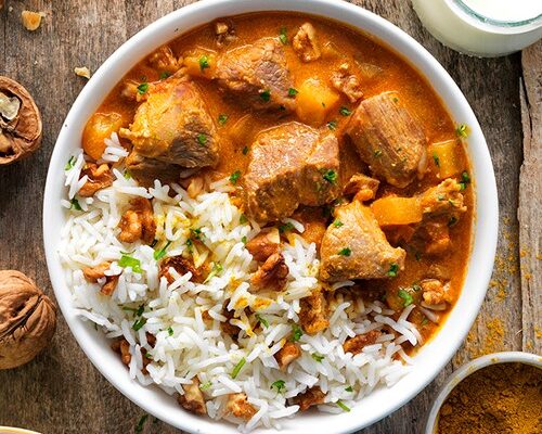 Receta de Bol de cordero y nueces al curry